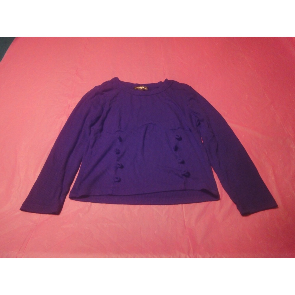 Almost famous juniors L long sleeve shirt‎ crop top black tie front